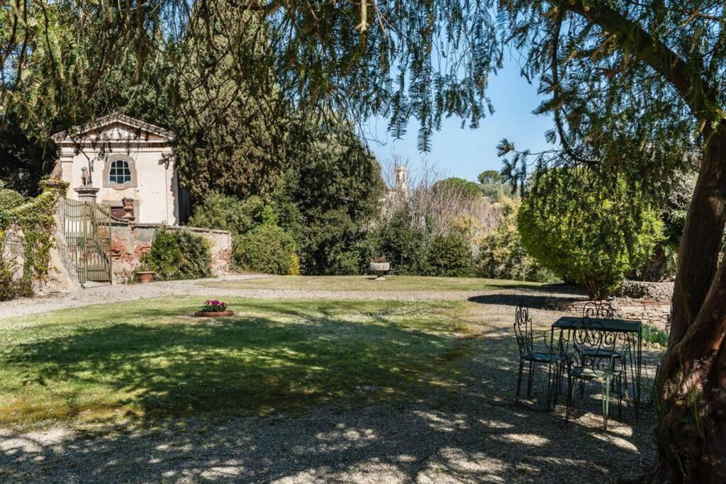 Villa Ott Crespina Eksteriør billede