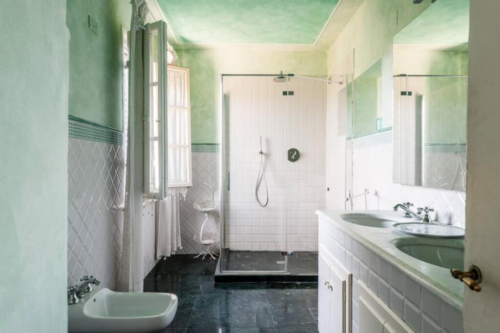 Villa Ott Crespina Eksteriør billede