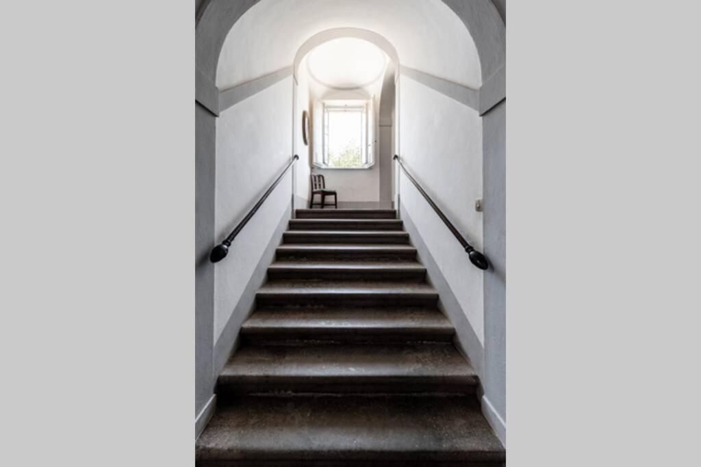 Villa Ott Crespina Eksteriør billede